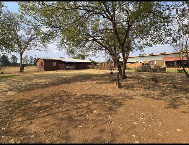 2HA FARM FOR SALE IN MANTEVREDE